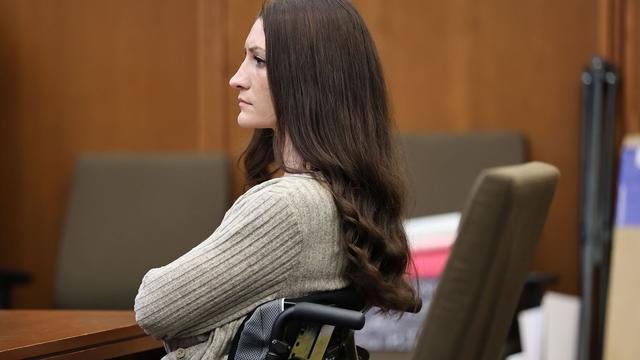 Kriminalität und Gesundheit: Prozess um Tod dreier Kinder: Jury weiter uneinig