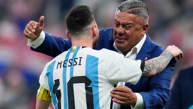 Bild: Hommage an die Nummer 10: Ehre für Messi: Applaus in allen Ligen Argentiniens