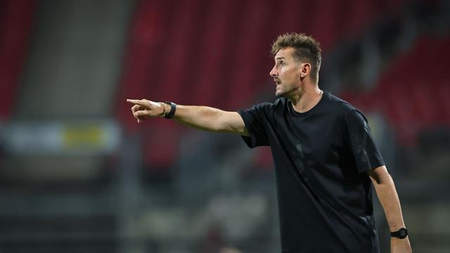2. Fußball-Bundesliga: Klose genießt den ungewohnten Spitzenreiter-Druck