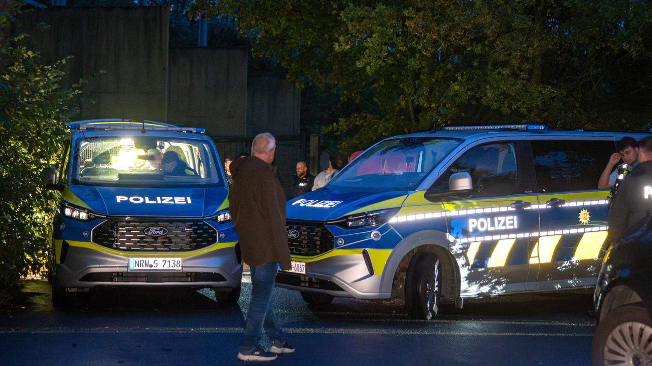 Energieversorgung: Größerer Polizeieinsatz mit Hubschrauber an Stromanlage
