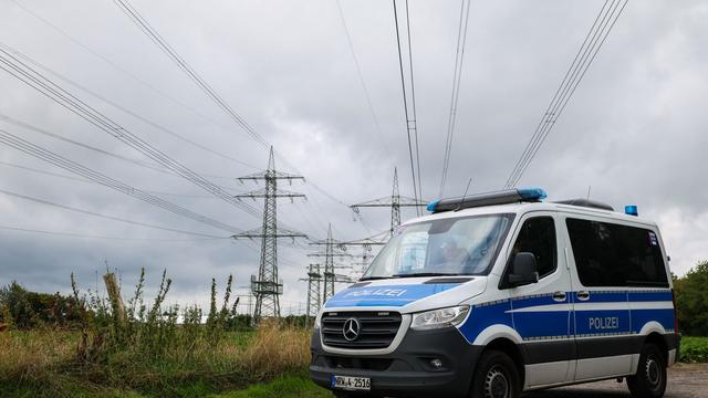 Stromversorgung: Reul: Polizei fahndet weiter nach Sabotage-Verdächtigem