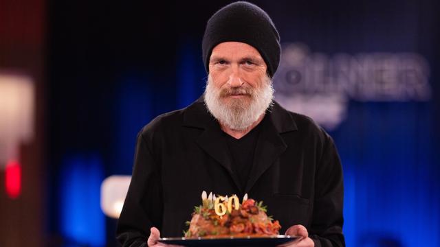Leute: Zum 60. - Fleischkuchen für Torsten Sträter in TV-Show