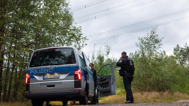Anschläge auf Stromleitungen: Angriffe aufs Stromnetz: Einsatz in Sachsen geht weiter