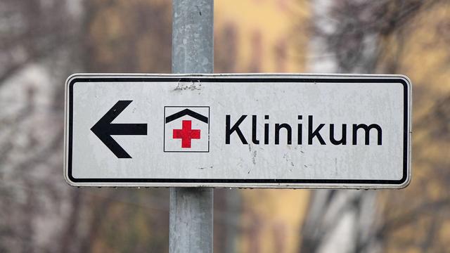 Gefäßchirurgie: Bergmann-Klinikum sieht Fehler bei Verlegung von Stationen