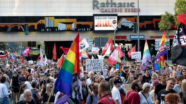 Reaktion auf AfD-Wahlergebnis: Rund 1200 Menschen demonstrieren in Essen gegen Rechtsruck
