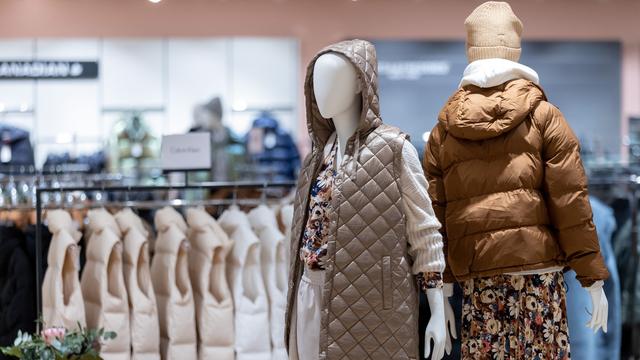 Fachkräfte: Wer berät die Kunden, wenn 39.000 Verkäufer fehlen?