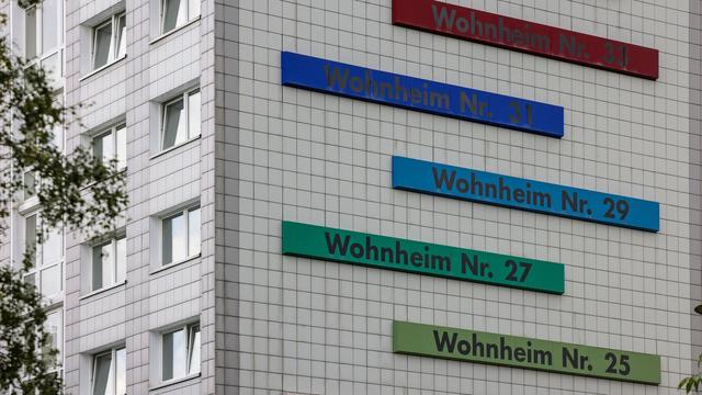 Studentenwohnheim: Volle Wohnheime und Wartelisten - Studierende suchen Zimmer