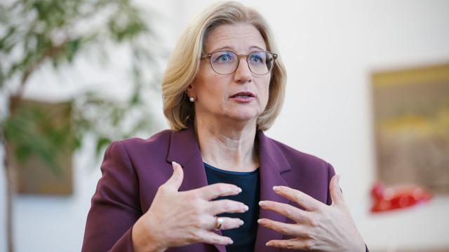 Reformen: Rehlinger will Eigenanteil für Pflegeheim-Platz deckeln