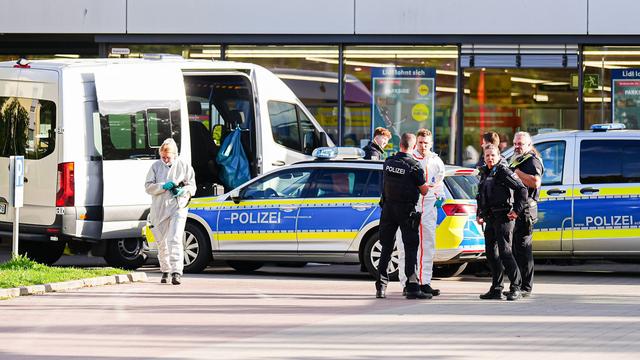 Kriminalität: Tötungsdelikt in Supermarkt – Verdächtiger schwer verletzt