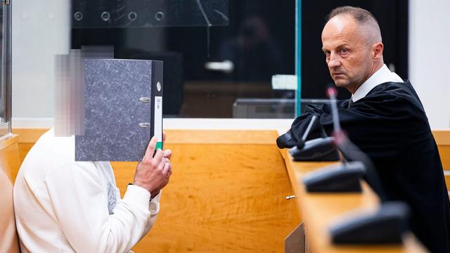 Prozessauftakt: Betäubt, vergewaltigt und gefilmt? - Angeklagter schweigt