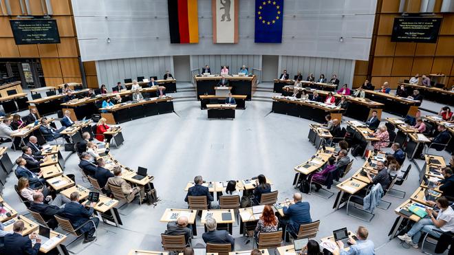 Landesparlament: Das Landesparlament in Berlin kommt zu seiner letzten regulären Sitzung vor der Wahl am 20. September zusammen. (Archivbild)