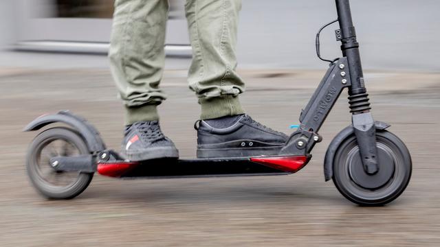 Verkehr: Polizei stoppt 13-Jährigen auf getuntem E-Scooter