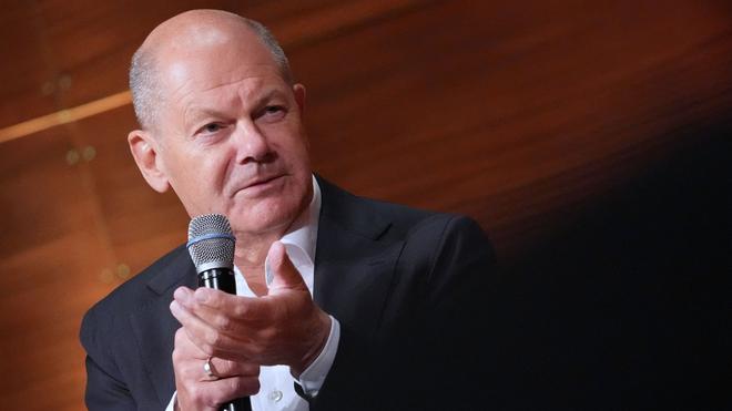 25 Jahre nach 9/11: Der frühere Bundeskanzler und Hamburger Bürgermeister Olaf Scholz (SPD) setzt auf Zuversicht.