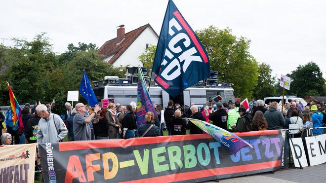 Wehrhafte Demokratie: Der Hamburger Politikwissenschaftler Kai-Uwe Schnapp hält ein AfD-Verbotsverfahren für grundfalsch. (Symbolbild)