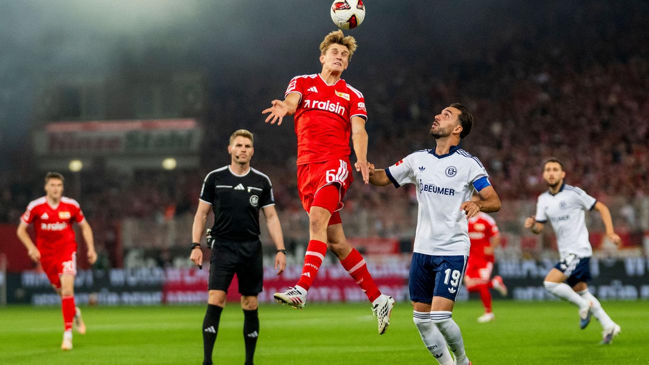 Fußball-Bundesliga: «Wie Versagen»: Referee spricht über sein Verletzungs-Aus