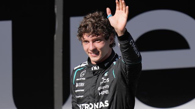 Formel 1 in Madrid: Mit der Nelke vom Papa: Antonelli-Triumph auf dem Madring