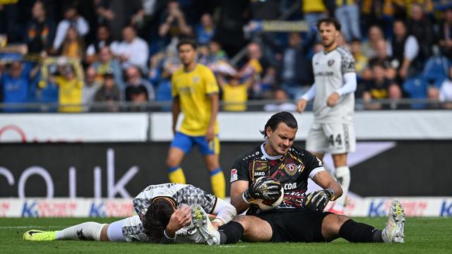 2. Bundesliga: Nach dem Remis wird Fußball zur Nebensache