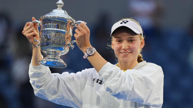 Tennis: Superstars begeistert: Rybakina triumphiert bei US Open