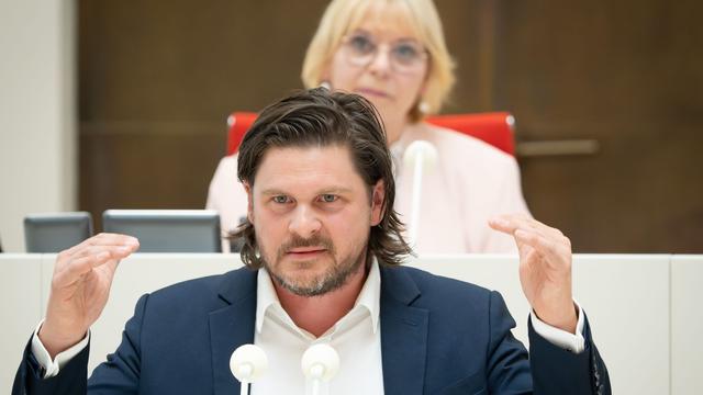 BSW-Fraktionskrise: Brandenburger BSW-Abgeordneter verlässt Partei und Fraktion