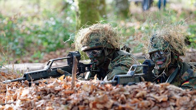 Militär und Heimatschutz: Bundeswehr: Tausende Nicht-Soldaten wollen in die Reserve