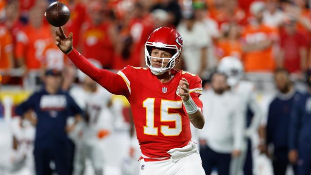 Football: Starkes Comeback von Mahomes bei Kansas-Sieg