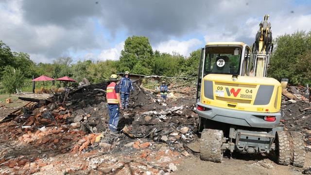 Feuer in Einfamilienhaus: Nach Explosion in Weimar – Suche nach Bewohner läuft weiter