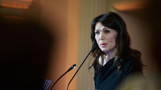 Kulturpolitikpreis: Iris Berben: Antisemitismus entschieden entgegentreten