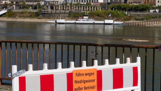 Pegelstand zu gering: Niedrigwasser: Fähre in Kaub stellt erneut Betrieb ein