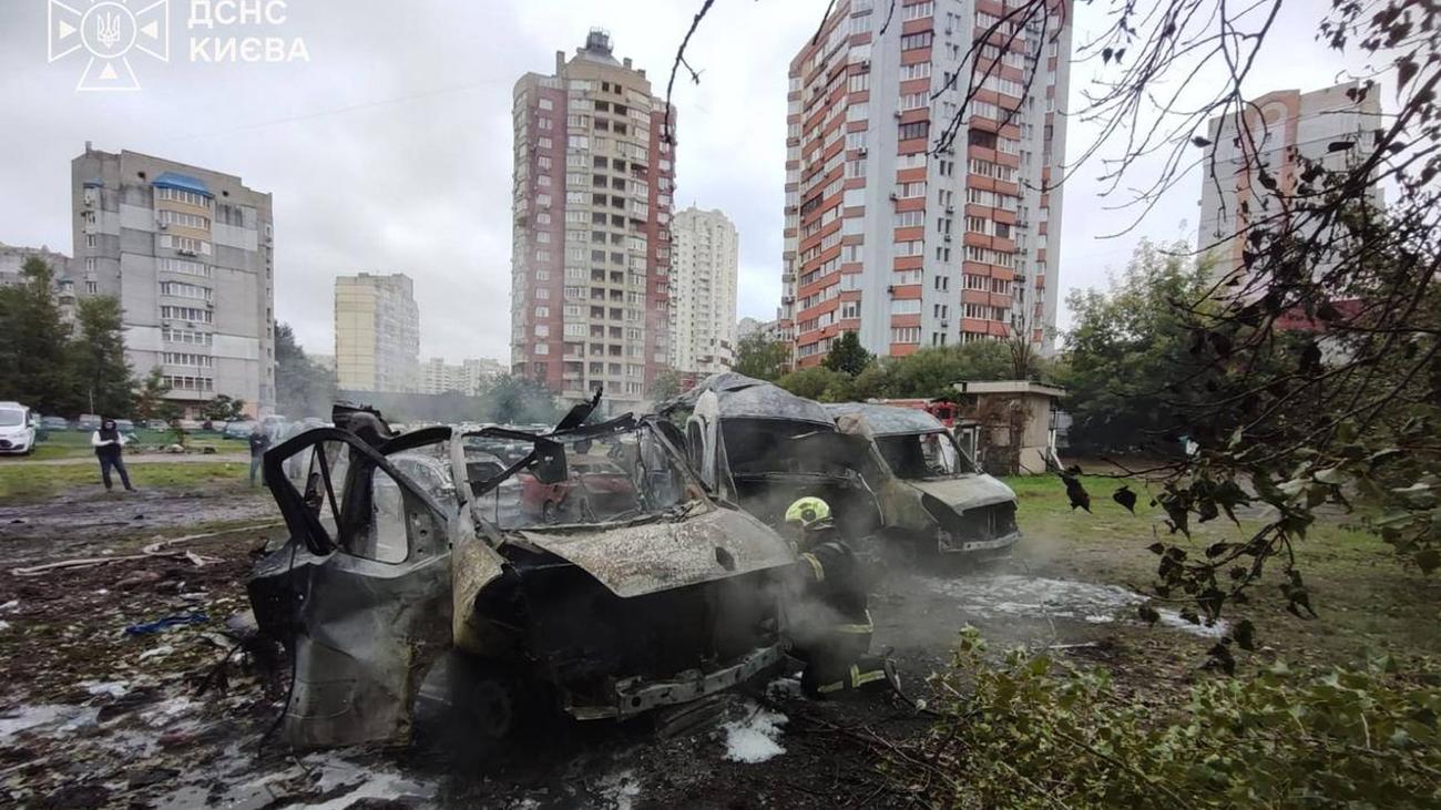 Russland greift Kiew an: Mehrere Tote nach Drohnenangriffen auf Stadtzentrum