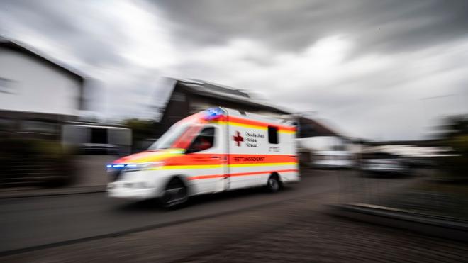 Landkreis Altenkirchen: Die Autofahrerin wurde in ein Krankenhaus gebracht. (Symbolbild)