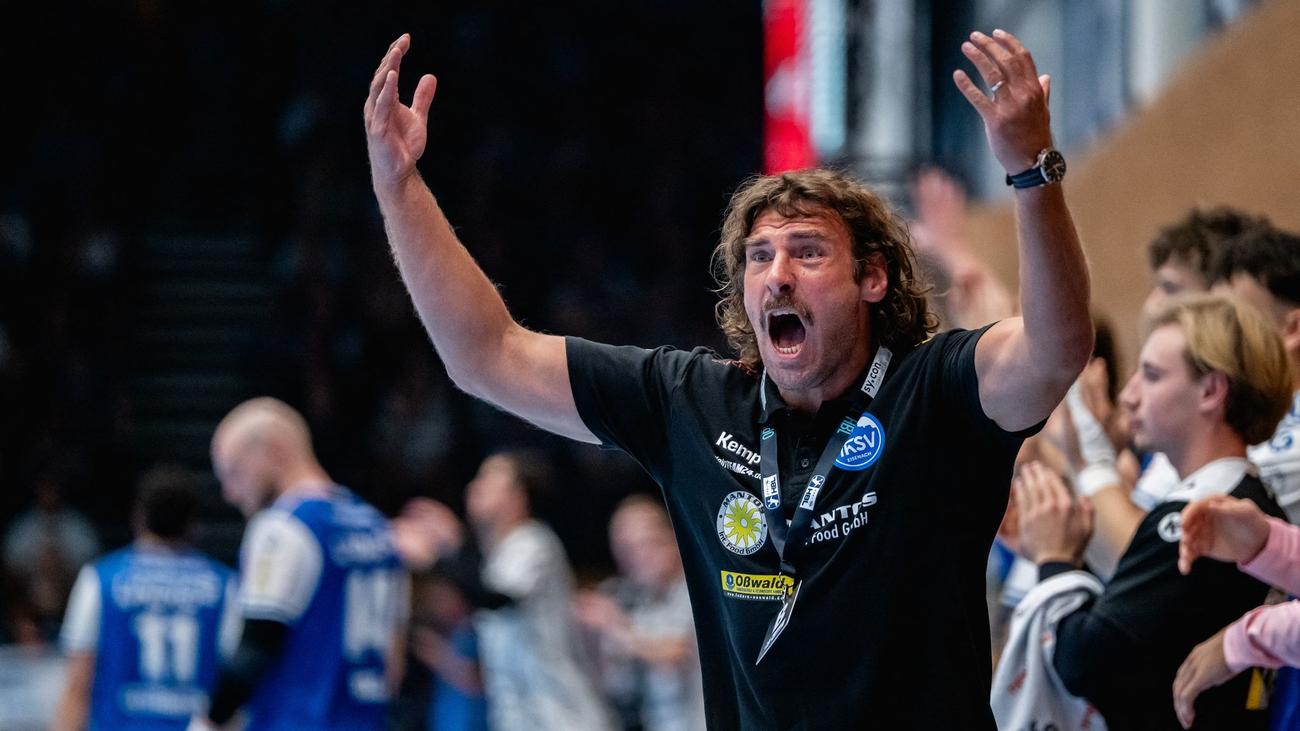 HC Erlangen beats ThSV Eisenach 28-19 as visitors collapse late