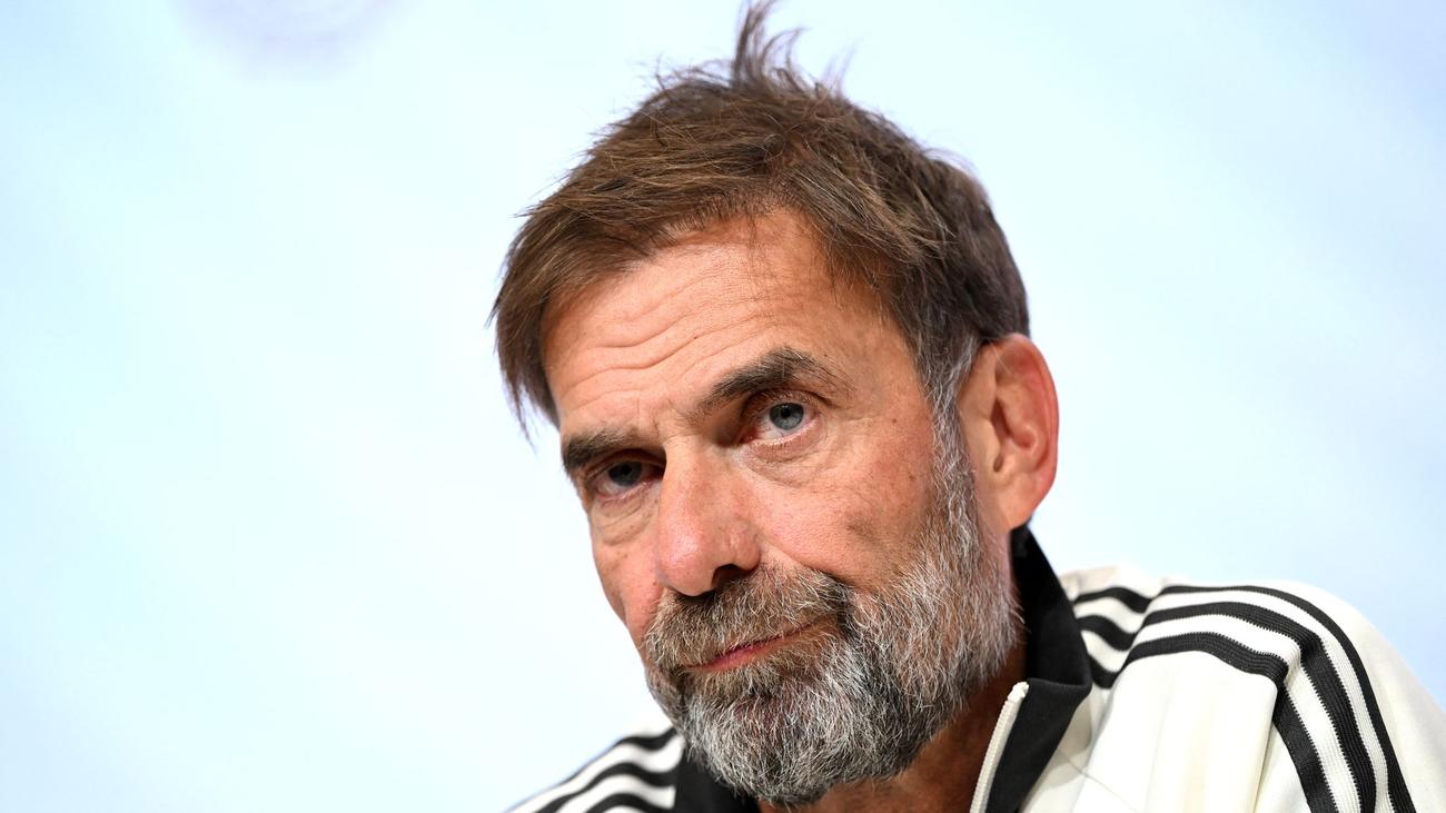 Jürgen Klopp condemns racist social media abuse of Germany players