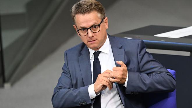 Die Koalition will die Pflege reformieren - tut sich bei dem Projekt aber schwer. (Symbolfoto)