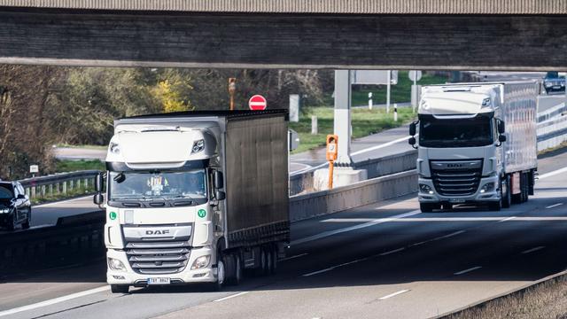 Ausnahme verlängert: Lastwagen dürfen in Hessen zunächst weiter sonntags fahren