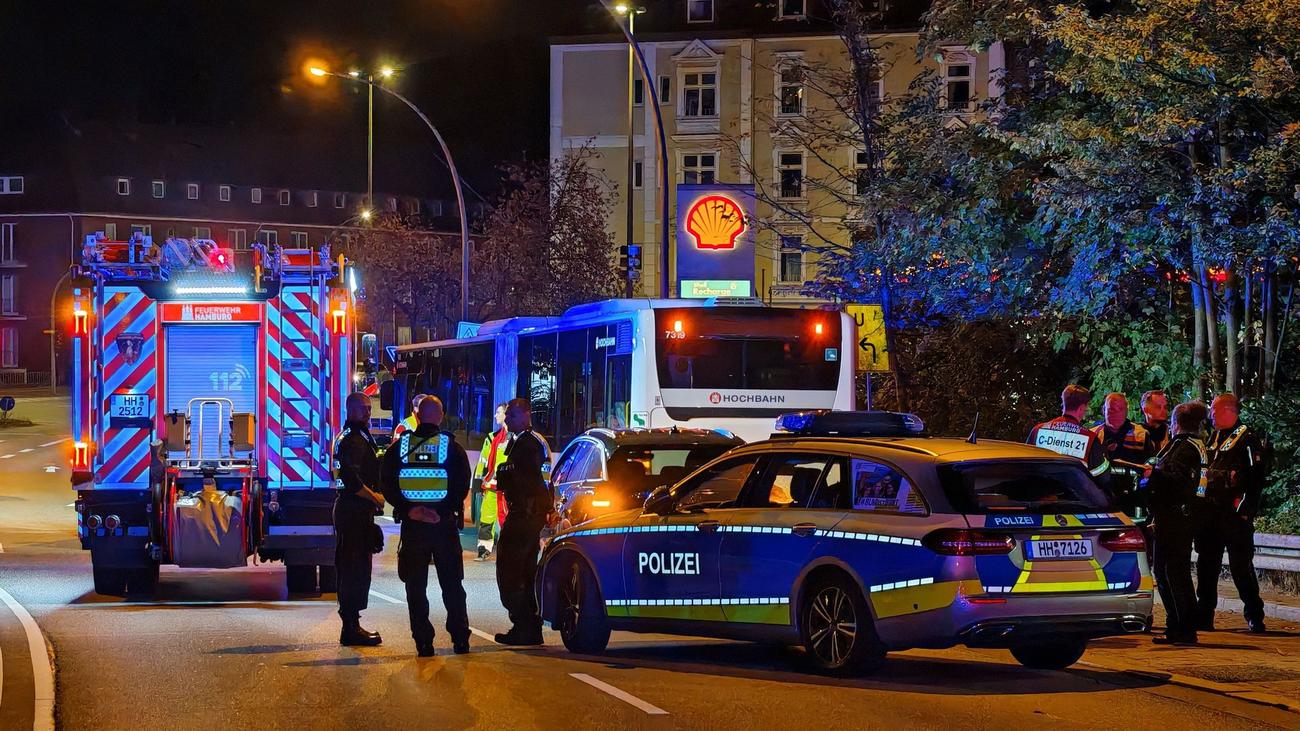 Unfall: Mann in Hamburg überrollt und tödlich verletzt