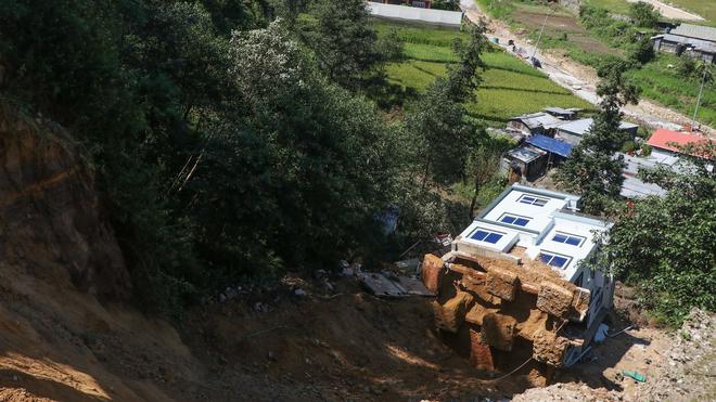  Heftige Regenfälle haben in Nepal Überschwemmungen und Erdrutsche ausgelöst.