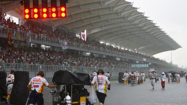 Grand Prix in Malaysia: Stress in der Formel-1-Sauna: Verstappens Unterwäsche-Tipp