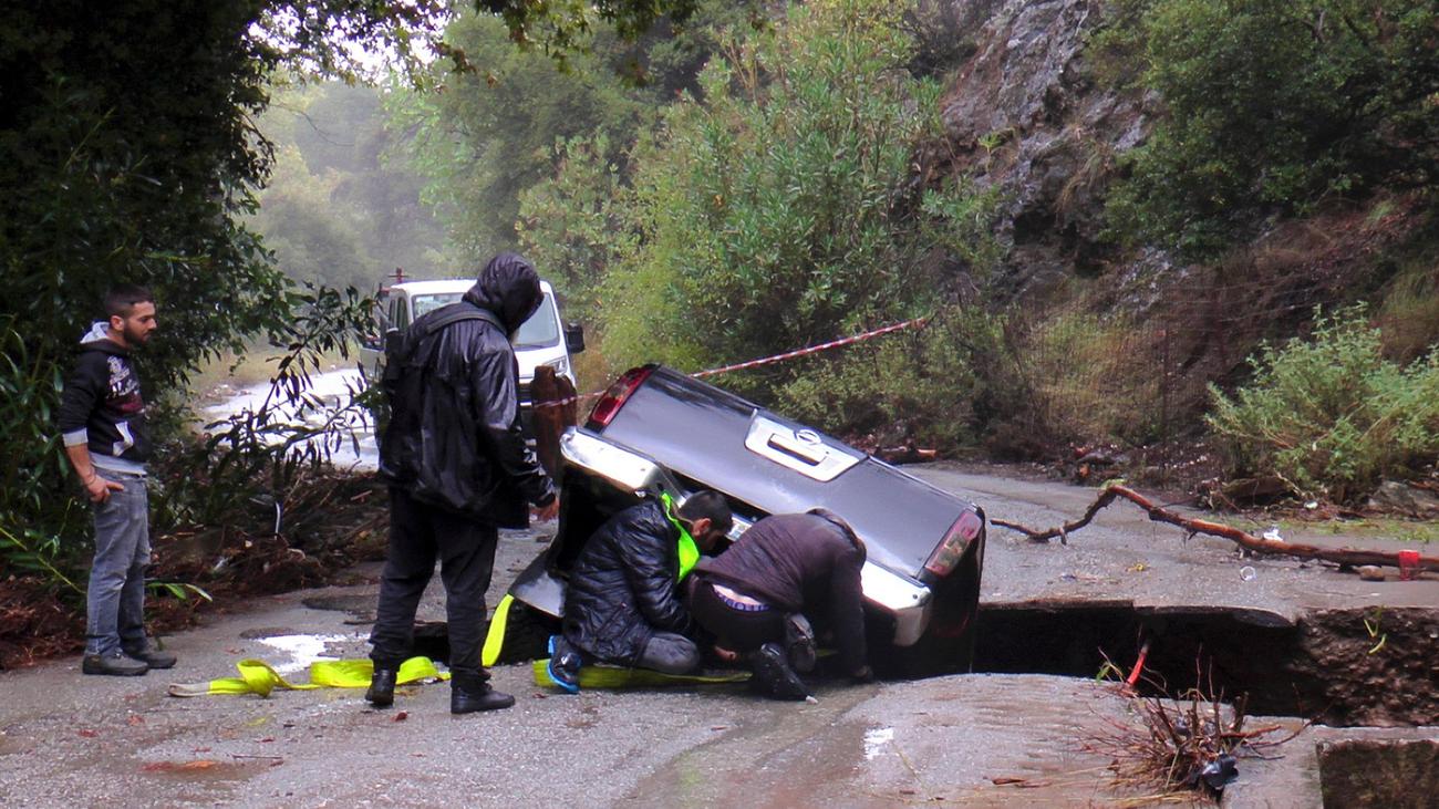 Wetter: Unwetter trifft Ägäis mit voller Wucht: Blitz tötet Deutsche