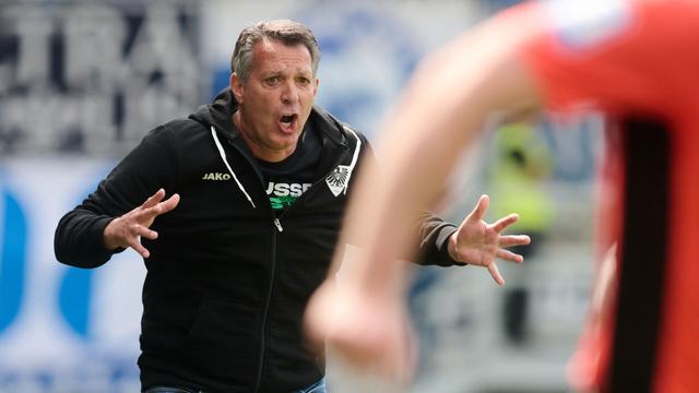 Bild: 3. Fußball-Liga: Alois Schwartz soll SSV Ulm in Doppelfunktion stabilisieren