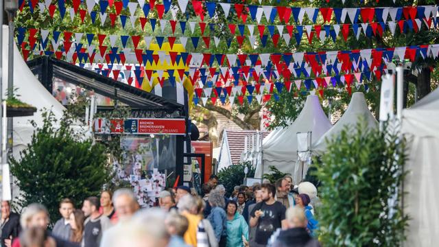Tag der Deutschen Einheit: «Entspannt und peacig»: 550.000 Besucher feiern Einheitsfest