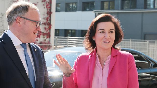 Exzellenzforschung: Neues Forschungszentrum für Mikroorganismen in Jena eröffnet