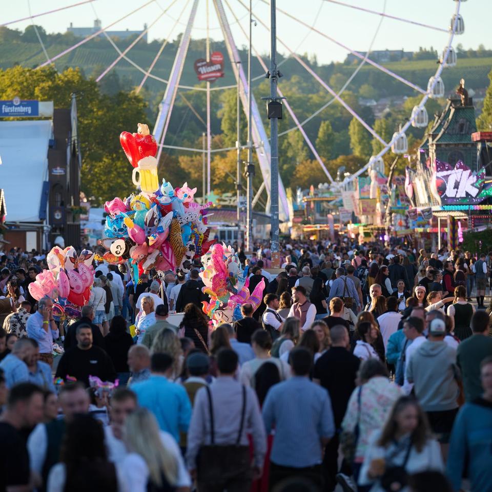 Volksfest: 2,5 Millionen Menschen besuchen Cannstatter Wasen