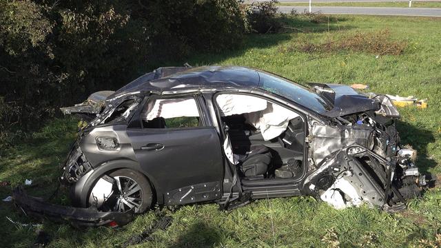 Verkehr: Auto überschlägt sich auf der A3 – zwei Insassen sterben