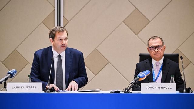 Banken: Klingbeil sieht konstruktive Gespräche zur Commerzbank