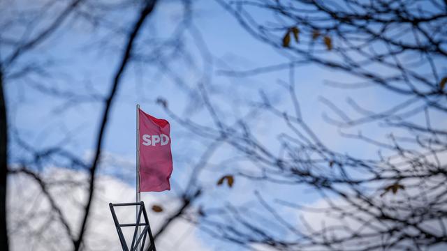 Rot-Grün-Rot: Berliner SPD-Bundestagsabgeordnete für Verhandlungen