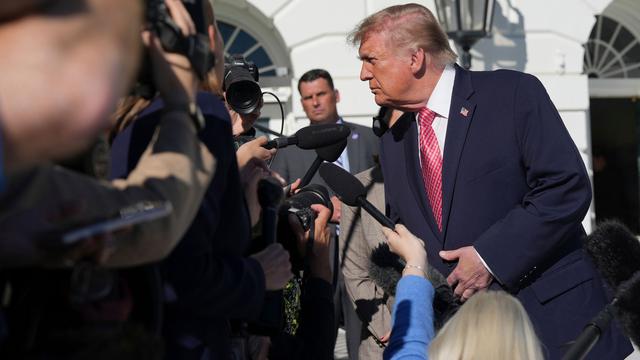 Ukraine-Krieg: Trump: Haben der Ukraine viel gegeben - und sie uns nichts