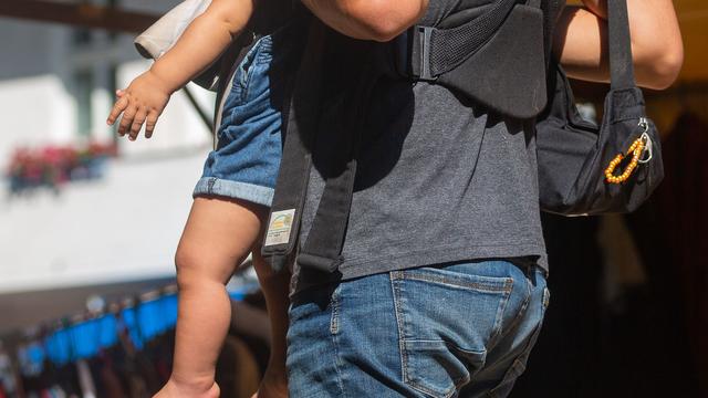Studie: Ifo: Einsparungen durch Elterngeldreform geringer