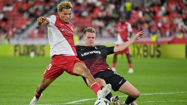 Conference League: Brunner trifft sehenswert: Freiburg verliert in Monaco klar