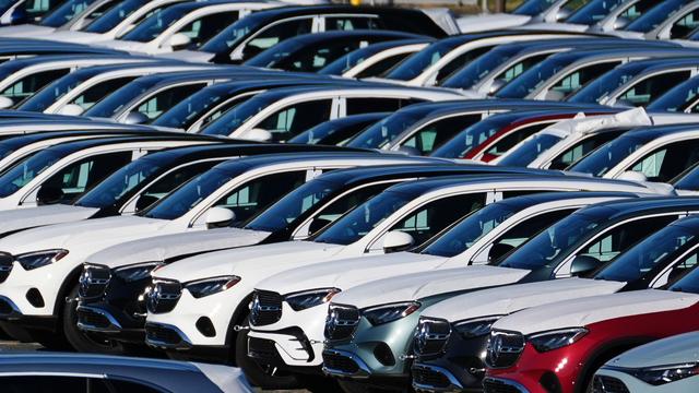 Autoindustrie: China und hohe Kosten: Mercedes-Benz kappt Prognose