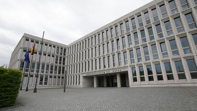 Demonstrationen: Ministerium: Aktuell keine Gewaltaufrufe vor Jugend-Demos